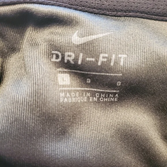 NIKE Dri-Fit Boy's Pull-Over Hoodie Therma Fit Youth Large Grey Style AQ4242-050 - Picture 5 of 6